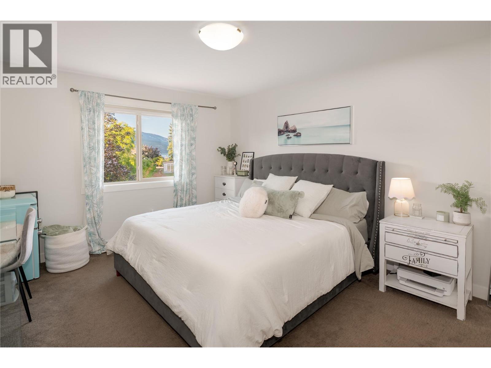 3350 Woodsdale Road Unit# 703, Lake Country, BC - Indoor Photo Showing Bedroom