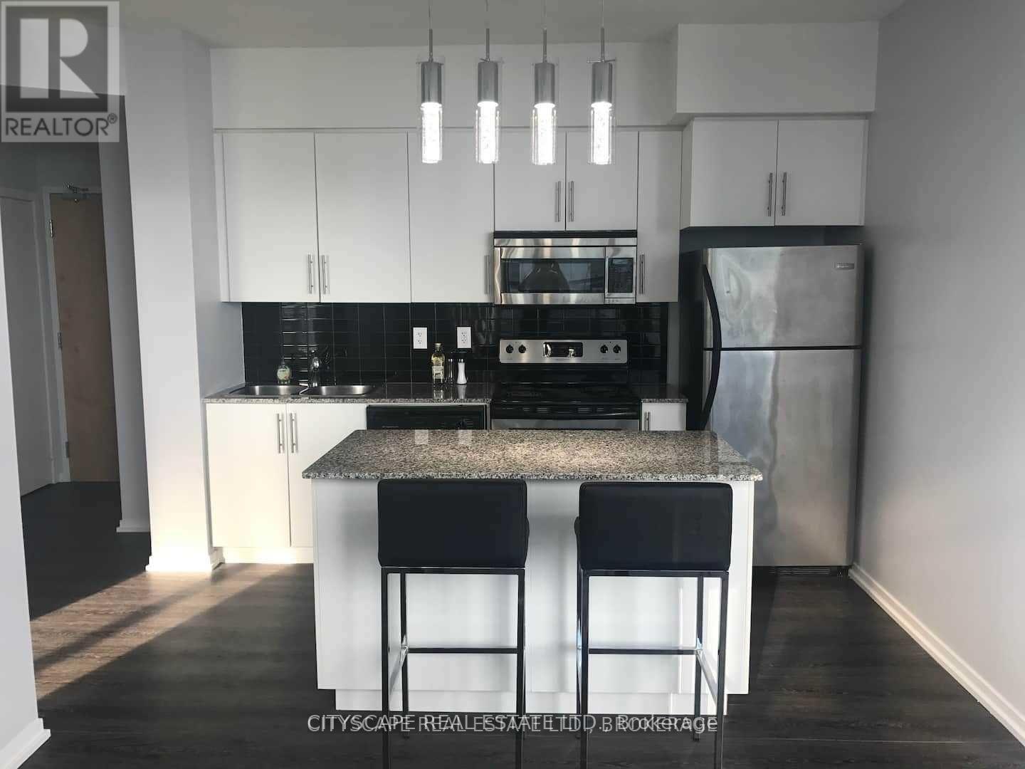 3110 - 55 Bremner Boulevard, Toronto, ON - Indoor Photo Showing Kitchen With Upgraded Kitchen