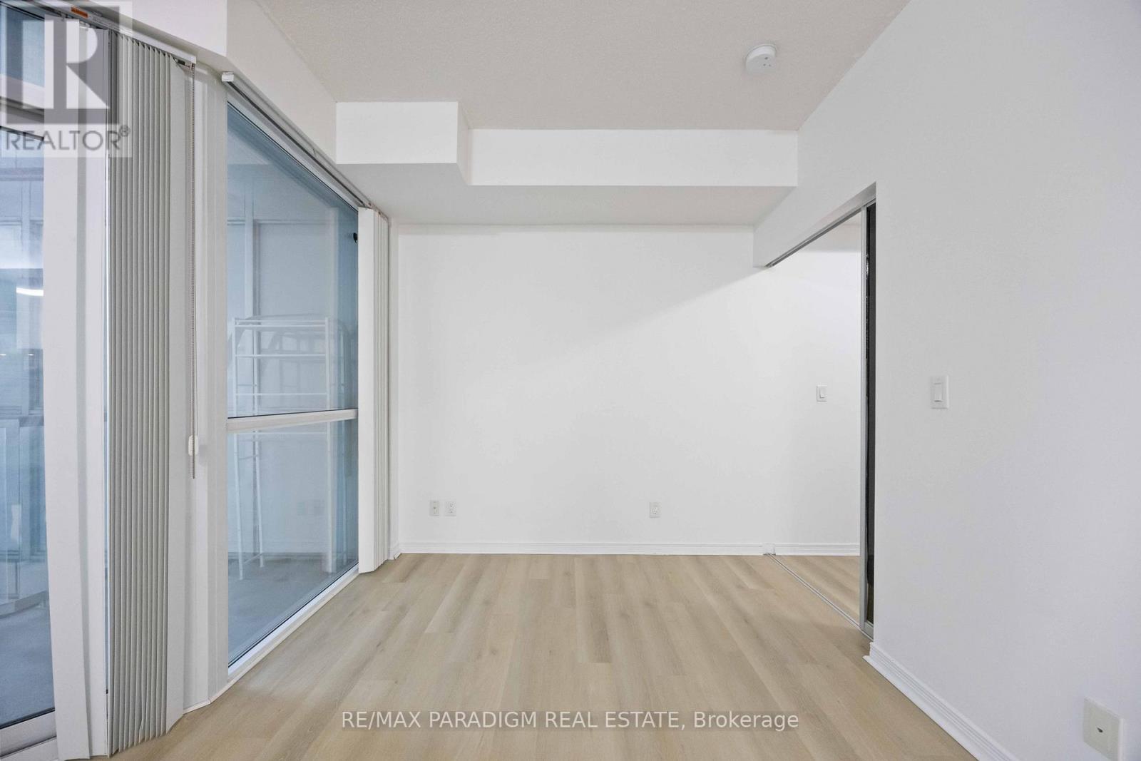 1211 - 352 Front Street W, Toronto, ON - Indoor Photo Showing Other Room