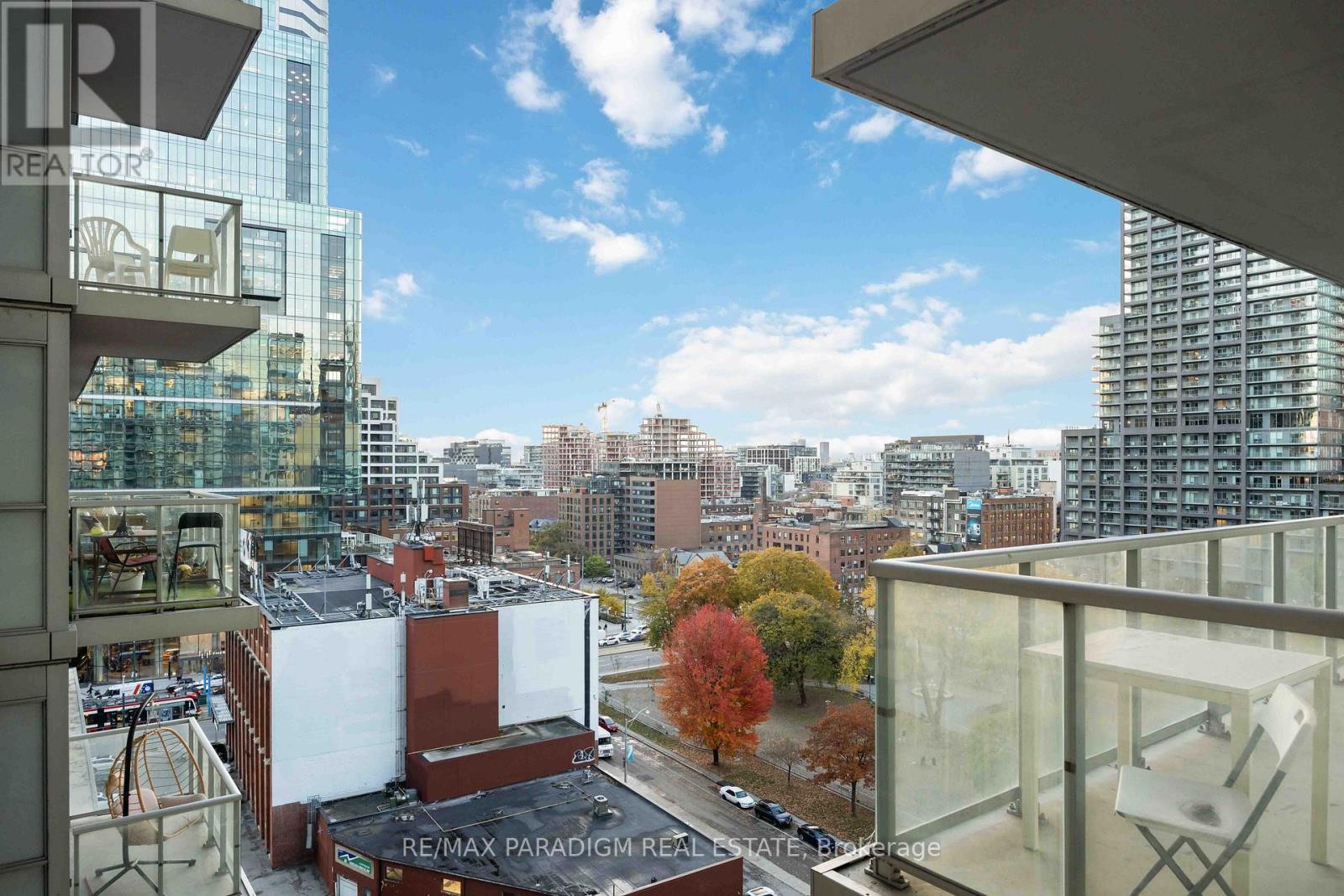 1211 - 352 Front Street W, Toronto, ON - Outdoor