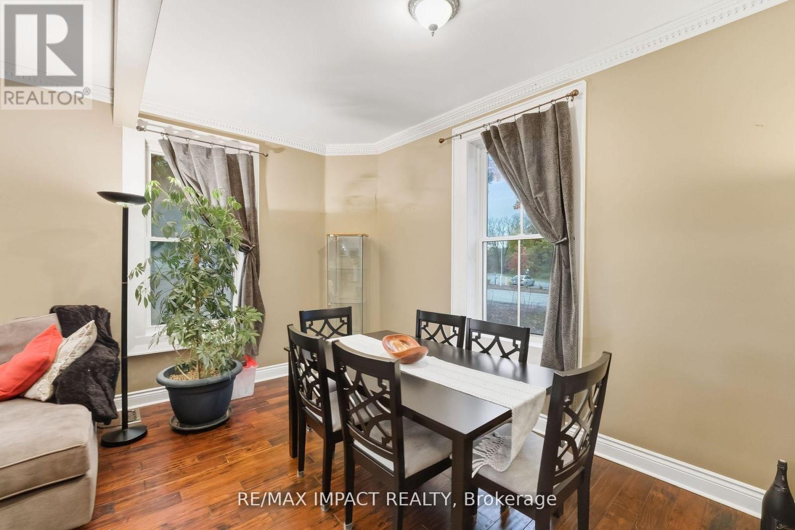 5051 Old Scugog Road, Clarington, ON - Indoor Photo Showing Dining Room