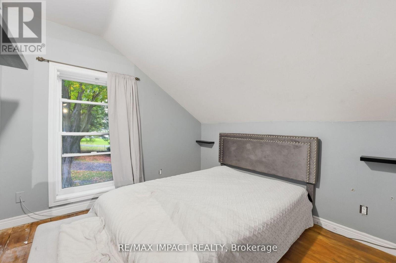 5051 Old Scugog Road, Clarington, ON - Indoor Photo Showing Bedroom