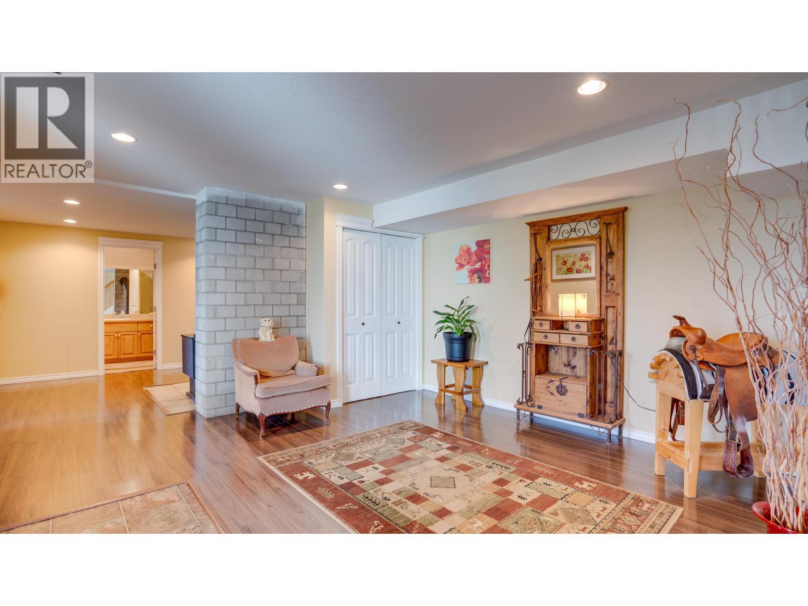 4851 Lansdowne Road, Spallumcheen, BC - Indoor