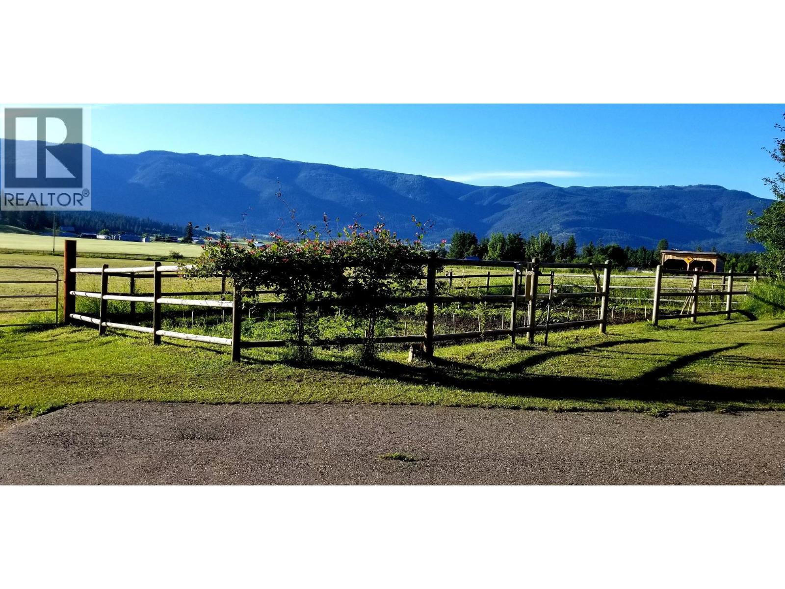 4851 Lansdowne Road, Spallumcheen, BC - Outdoor With View