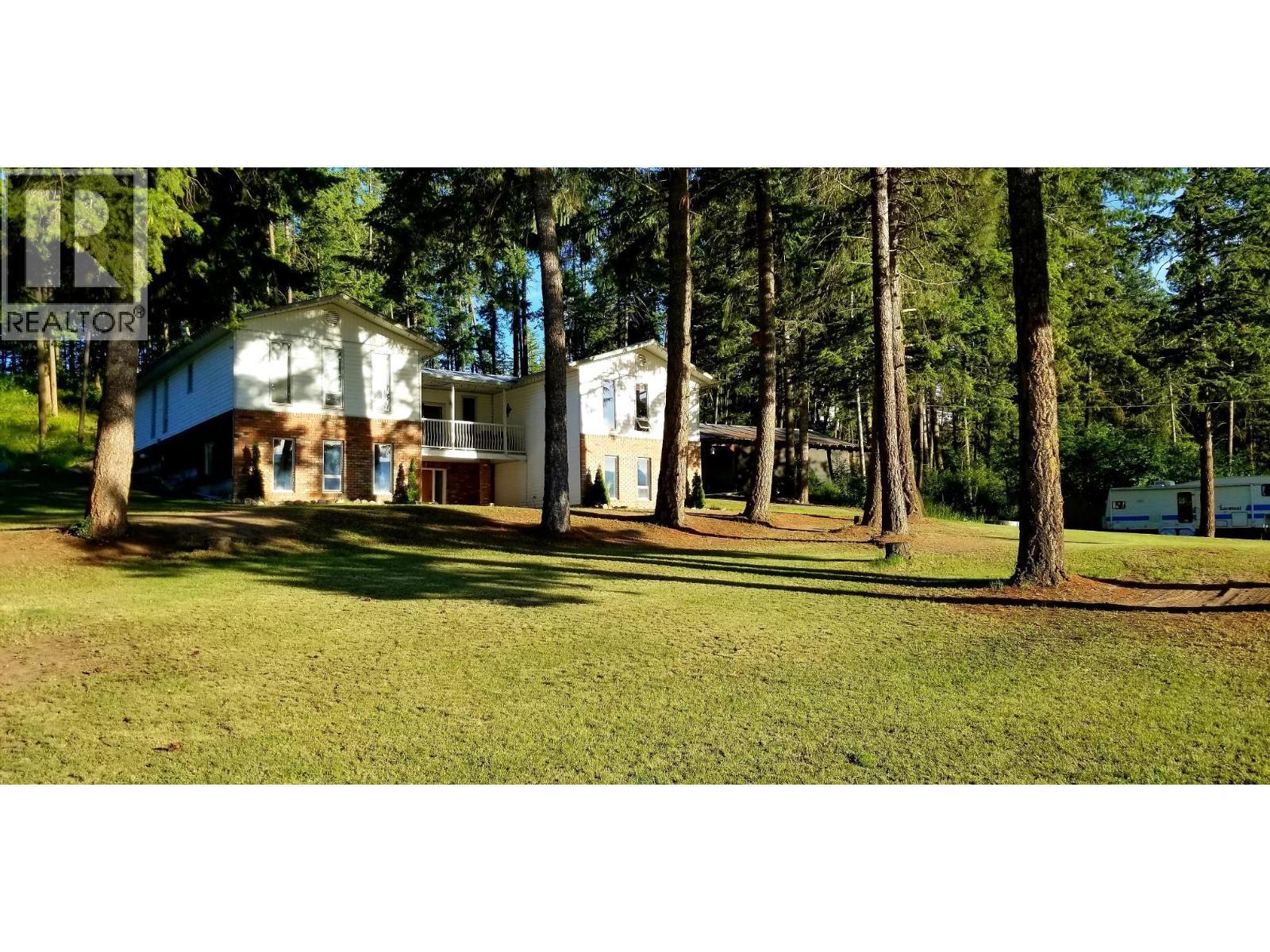 4851 Lansdowne Road, Spallumcheen, BC - Outdoor