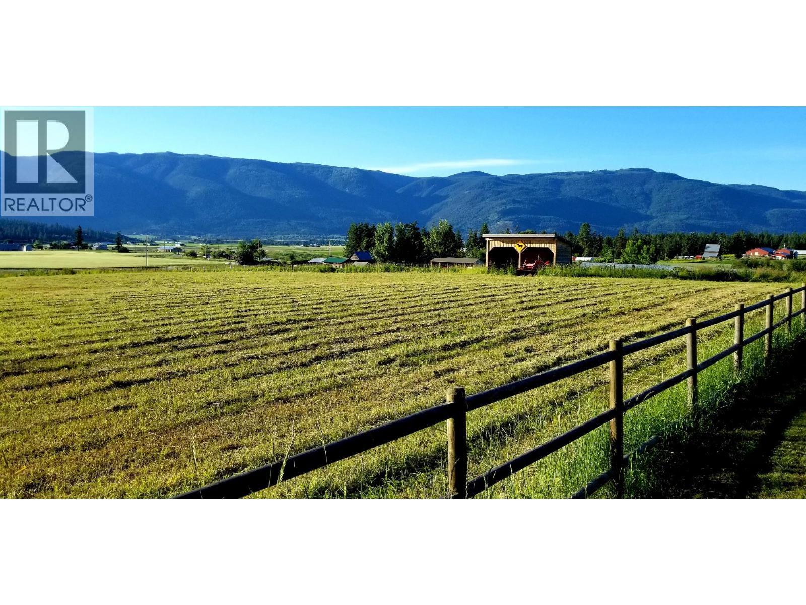 4851 Lansdowne Road, Spallumcheen, BC - Outdoor With View