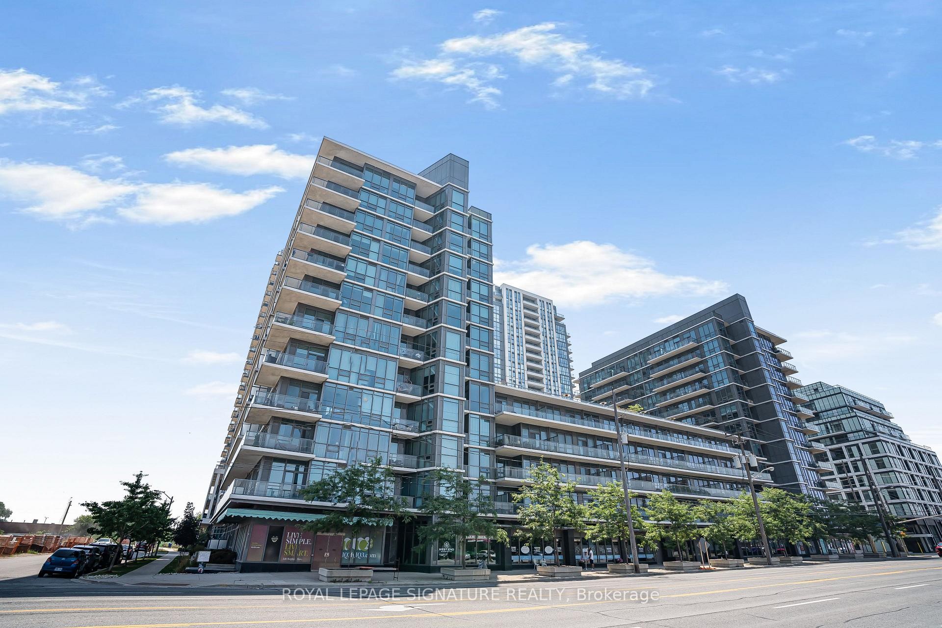 527-1185 The Queensway N/A, Toronto, ON - Outdoor With Facade