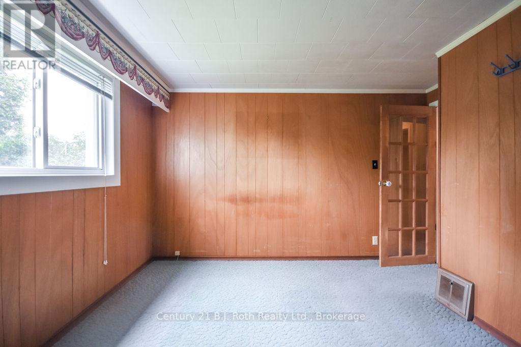 377 Barrie Road, Orillia, ON - Indoor Photo Showing Other Room