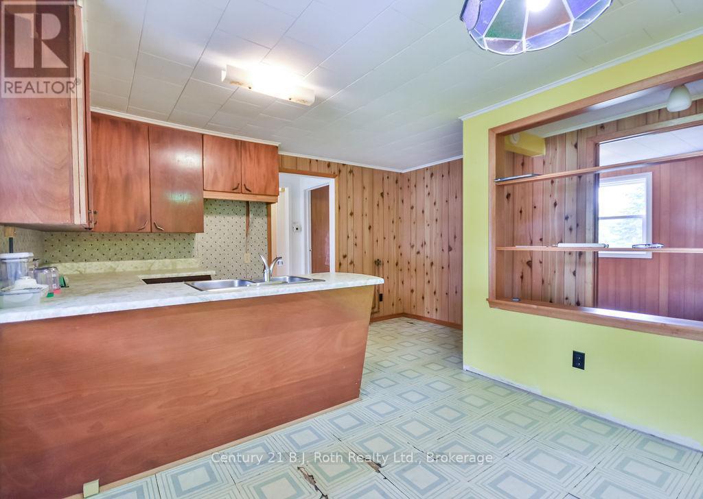 377 Barrie Road, Orillia, ON - Indoor