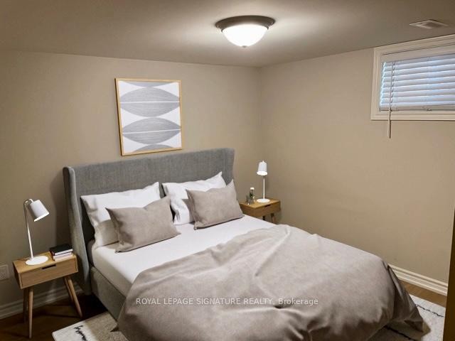 Bsmt-1528 Pharmacy Avenue, Toronto, ON - Indoor Photo Showing Bedroom