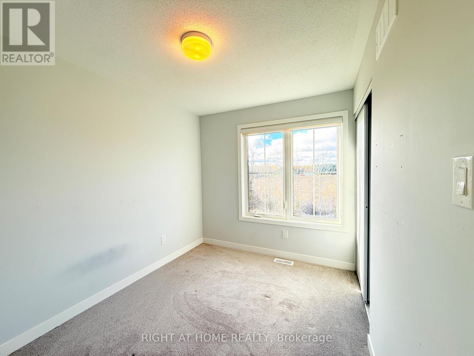 2nd Bedroom - 63 Stitch Mews, Ottawa, ON - Indoor Photo Showing Other Room