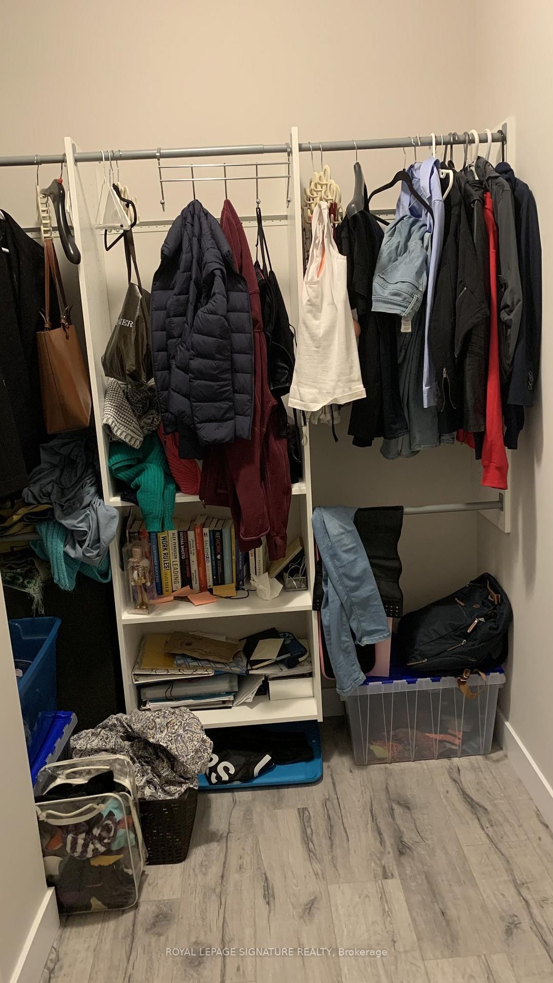 313-100 Garment Street S, Kitchener, ON - Indoor With Storage