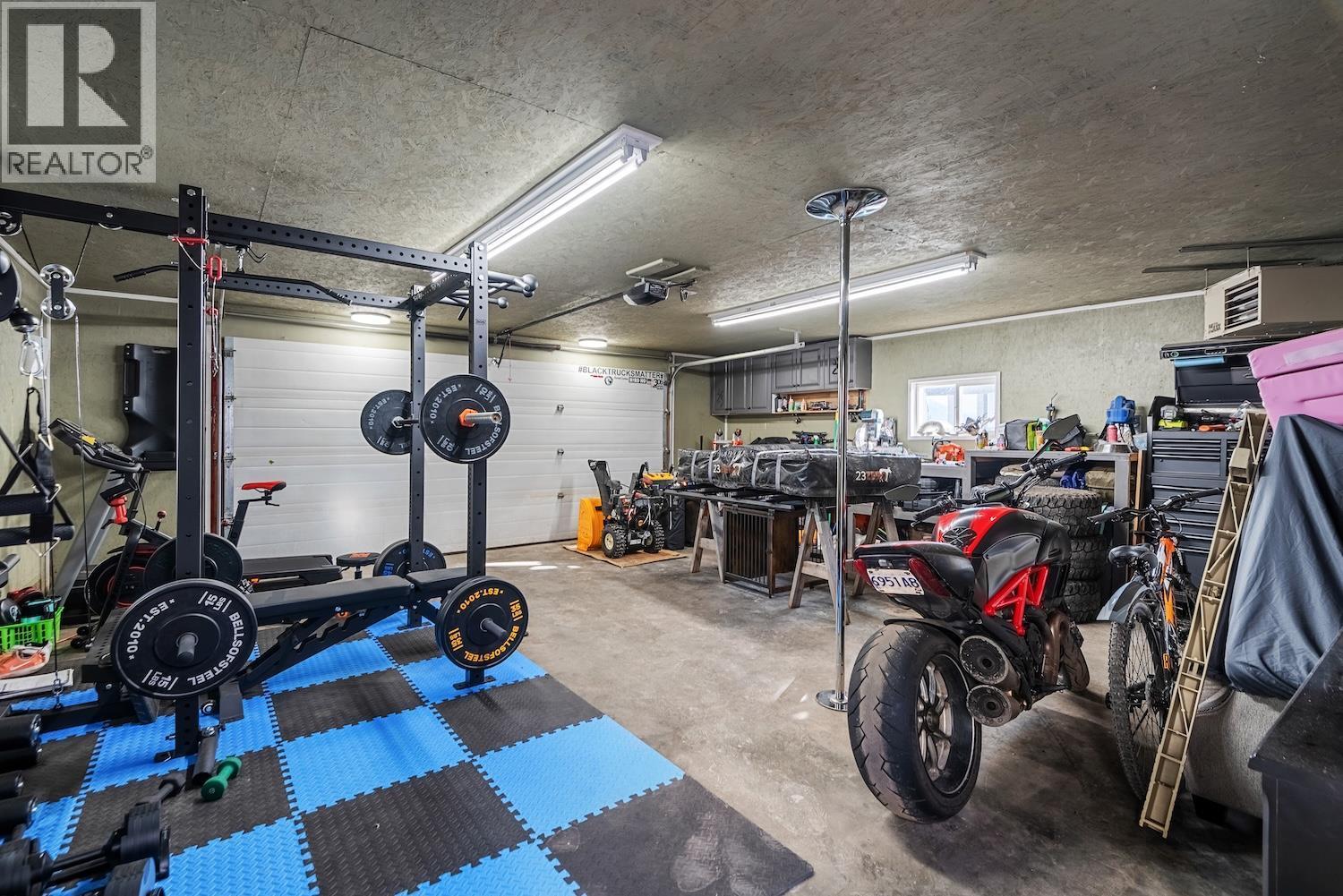 13 Darby Crescent, Elkford, BC