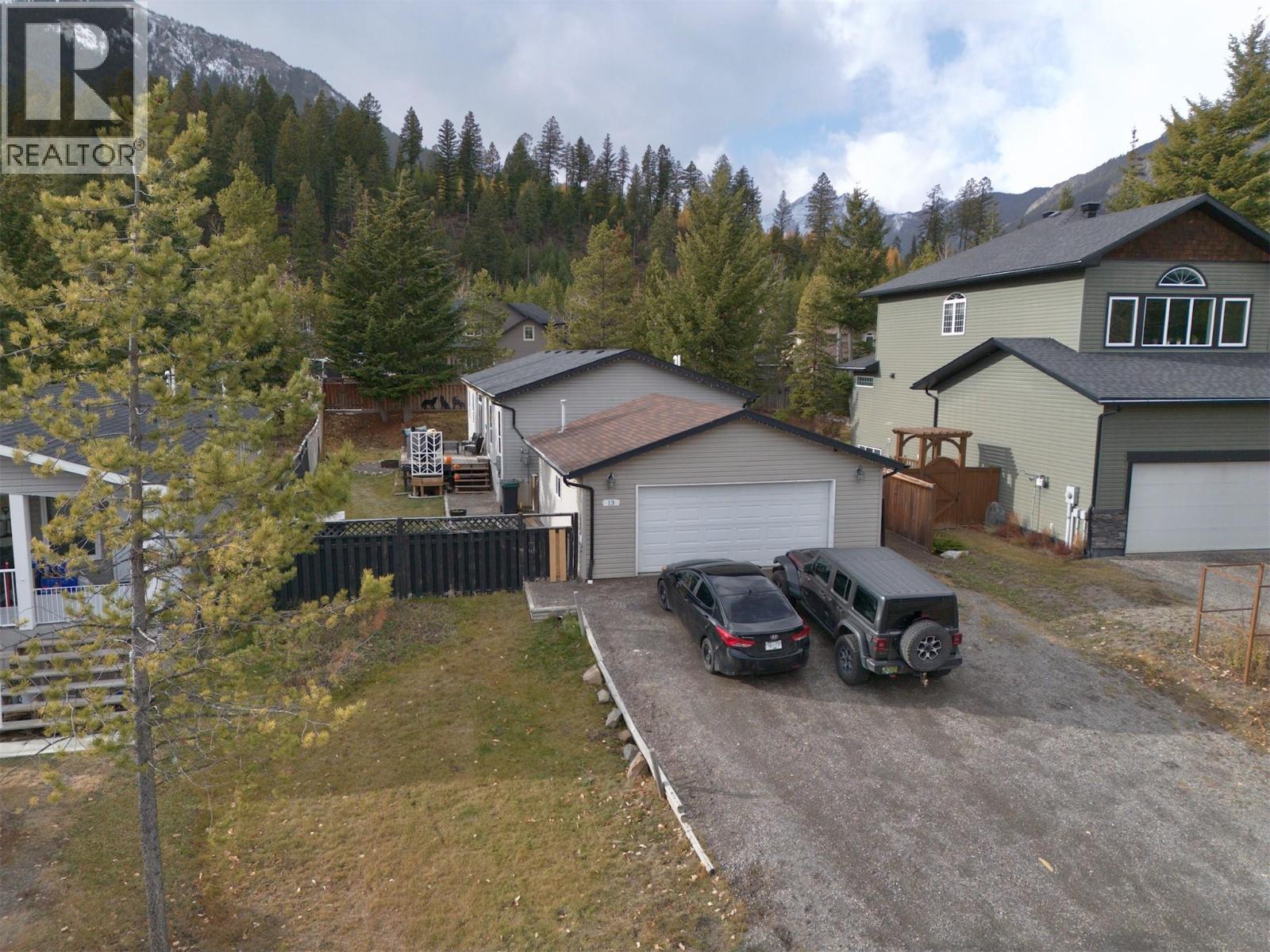 13 Darby Crescent, Elkford, BC