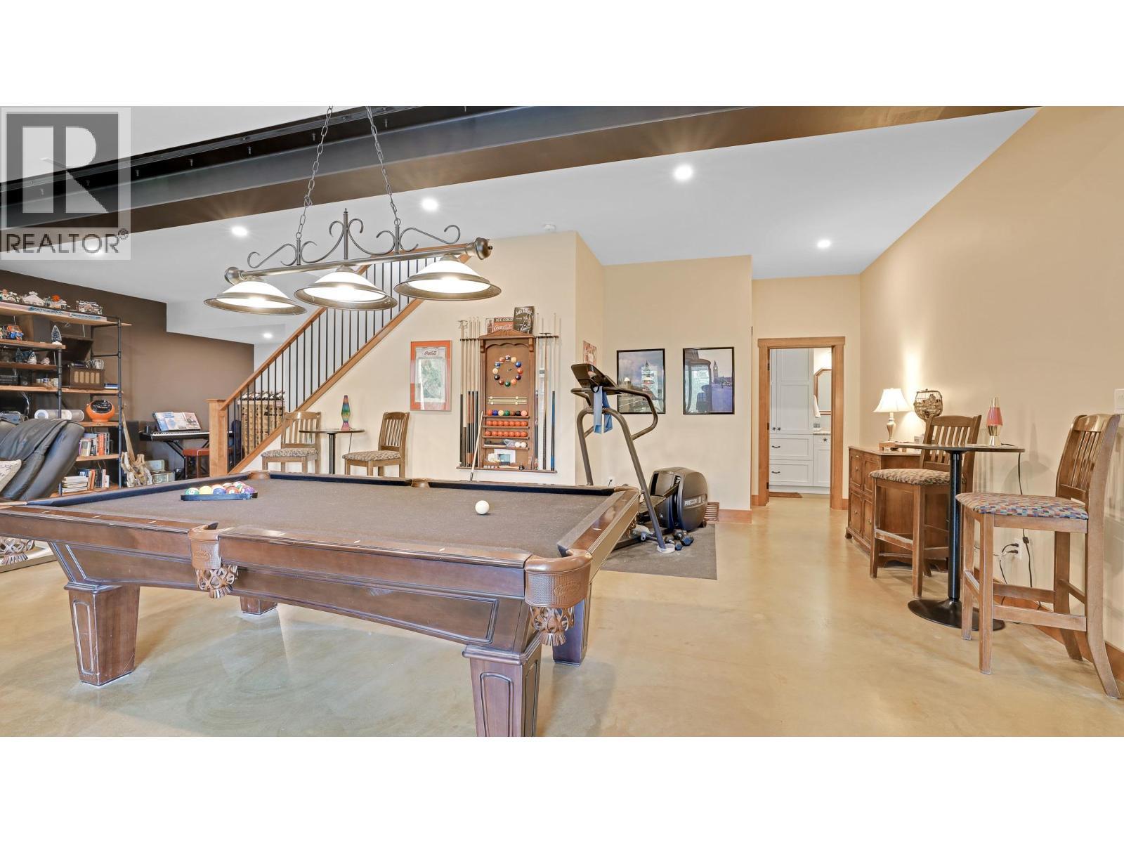 2621 Brewer Ridge Rise, Invermere, BC - Indoor Photo Showing Other Room