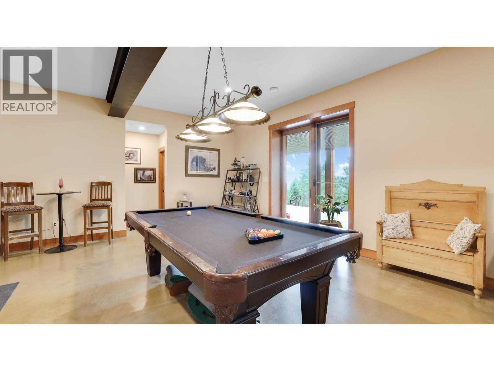 2621 Brewer Ridge Rise, Invermere, BC - Indoor Photo Showing Other Room