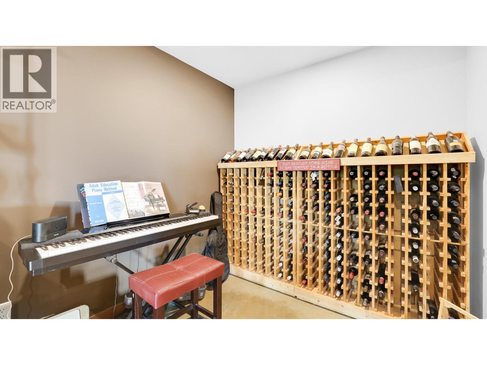 2621 Brewer Ridge Rise, Invermere, BC - Indoor Photo Showing Other Room