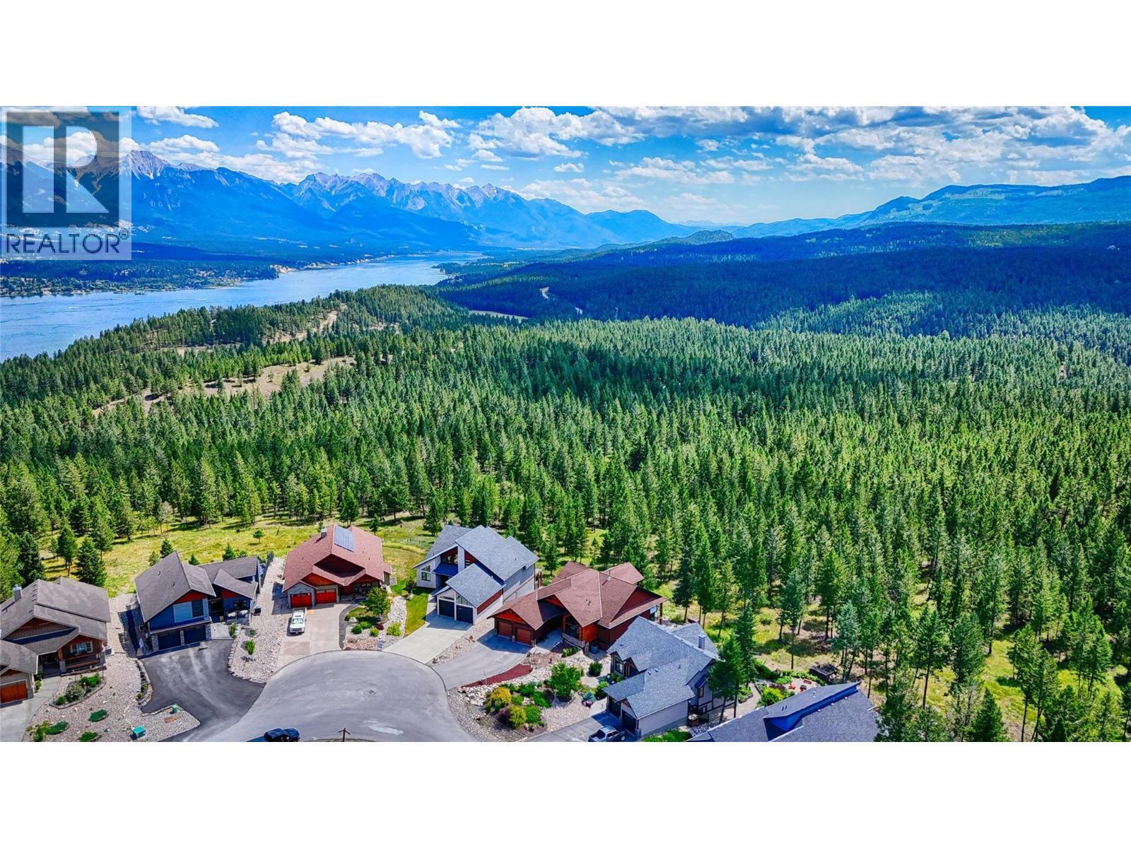 2621 Brewer Ridge Rise, Invermere, BC - Outdoor With Body Of Water With View