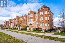 307 - 1725 PURE SPRINGS BOULEVARD Pickering, ON L1X 0C4