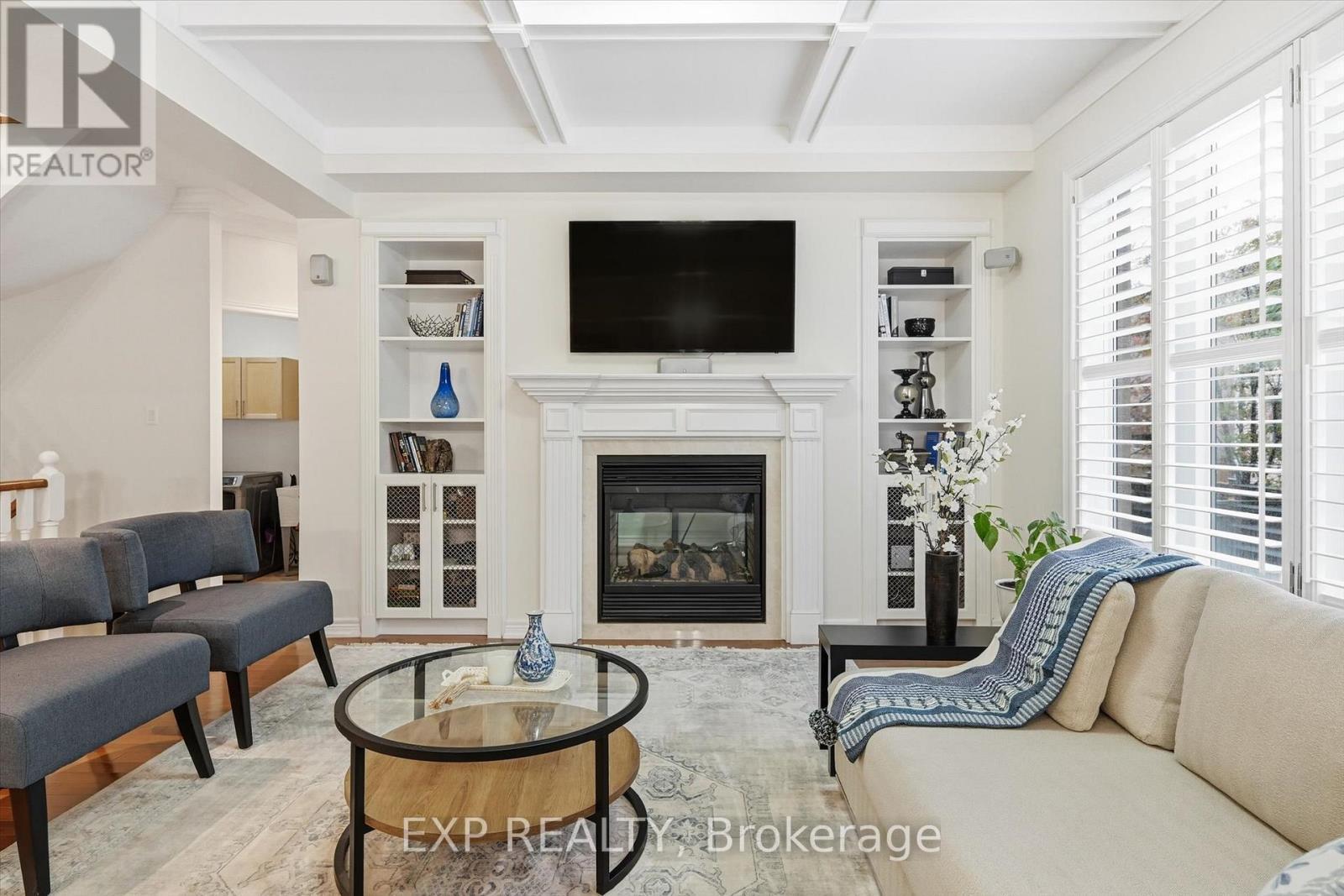 266 Admiral Drive, Oakville, ON - Indoor Photo Showing Living Room With Fireplace
