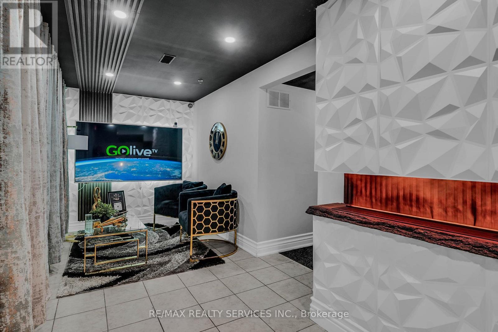 6780 Devand Drive, Mississauga, ON