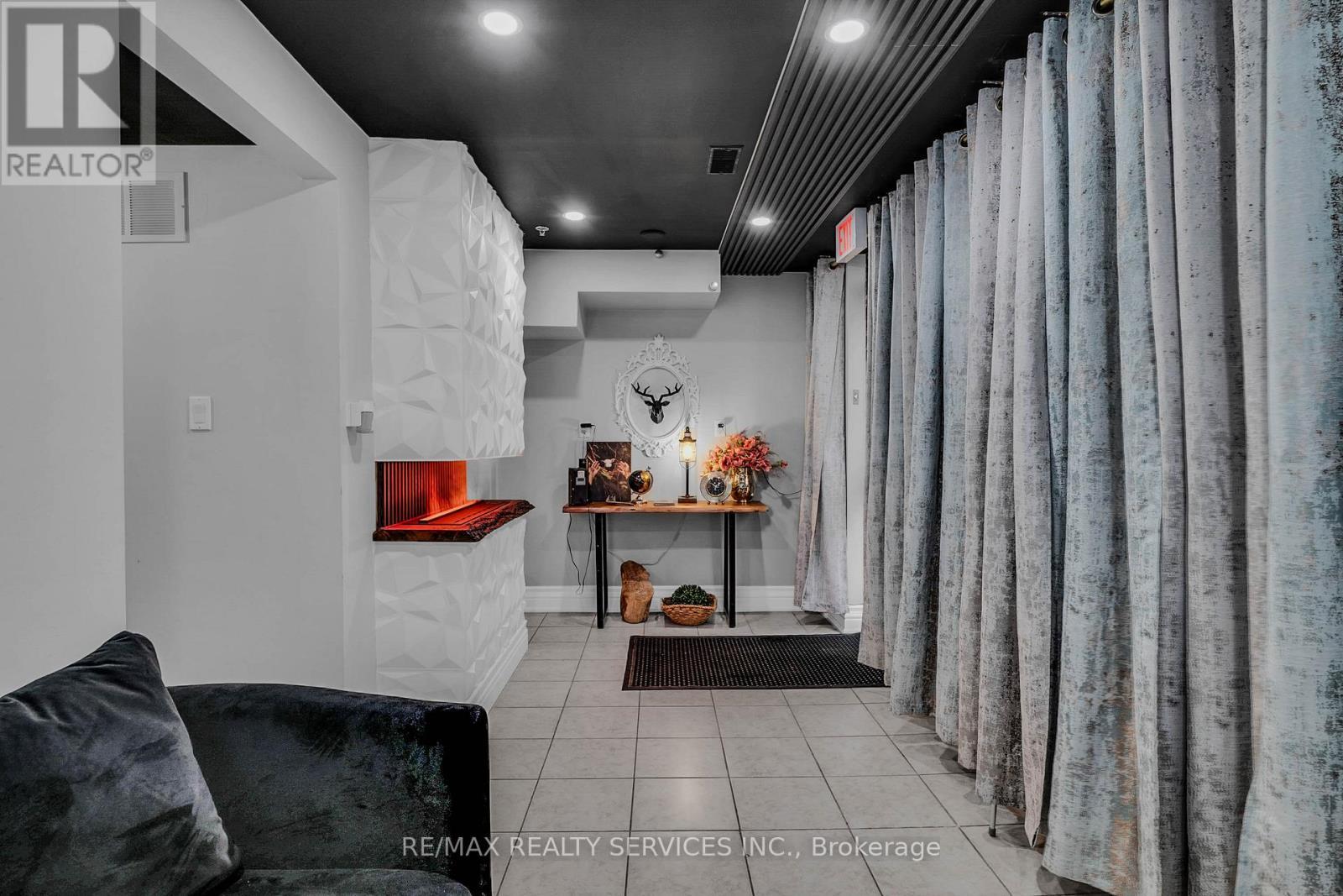 6780 Devand Drive, Mississauga, ON