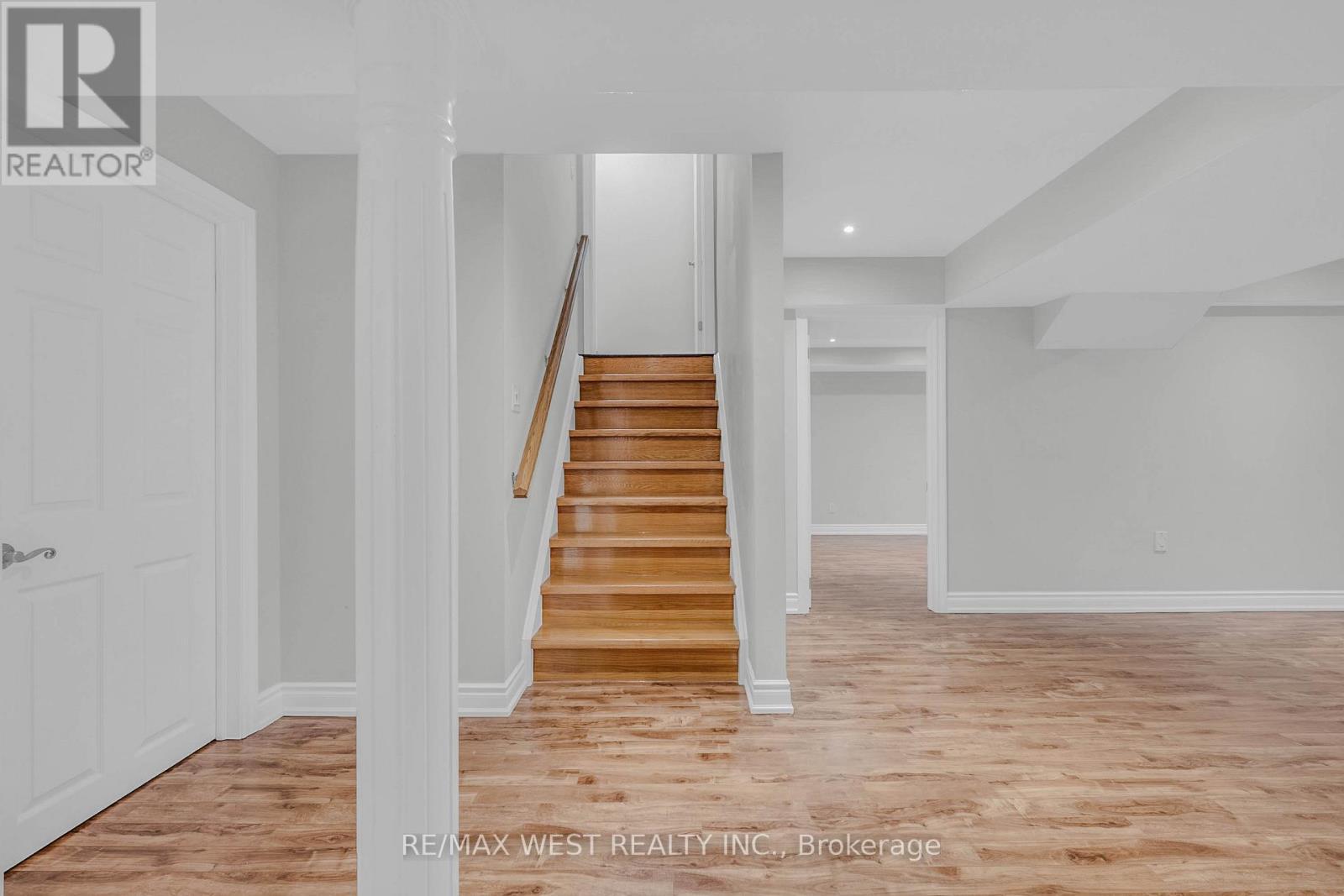 198 Jessie Caverhill Pass, Oakville, ON - Indoor Photo Showing Other Room