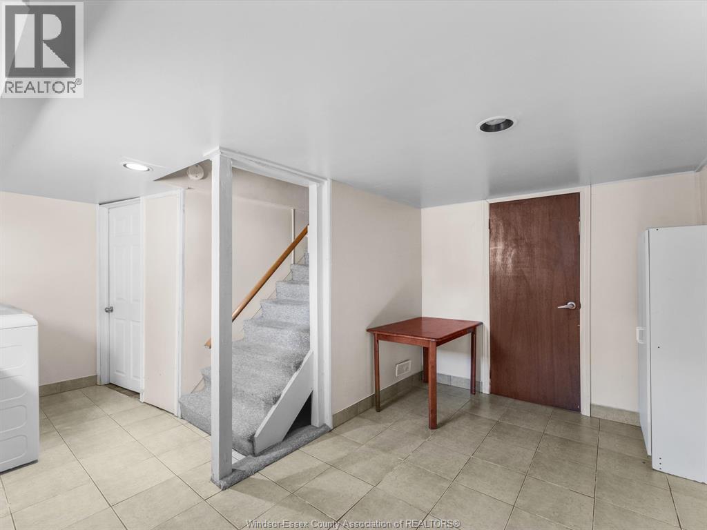 3493 Peter Street, Windsor, ON - Indoor Photo Showing Other Room