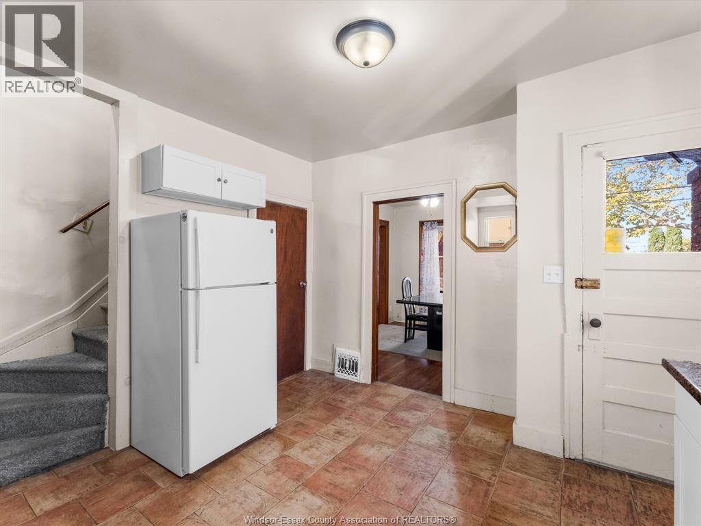3493 Peter Street, Windsor, ON - Indoor Photo Showing Other Room