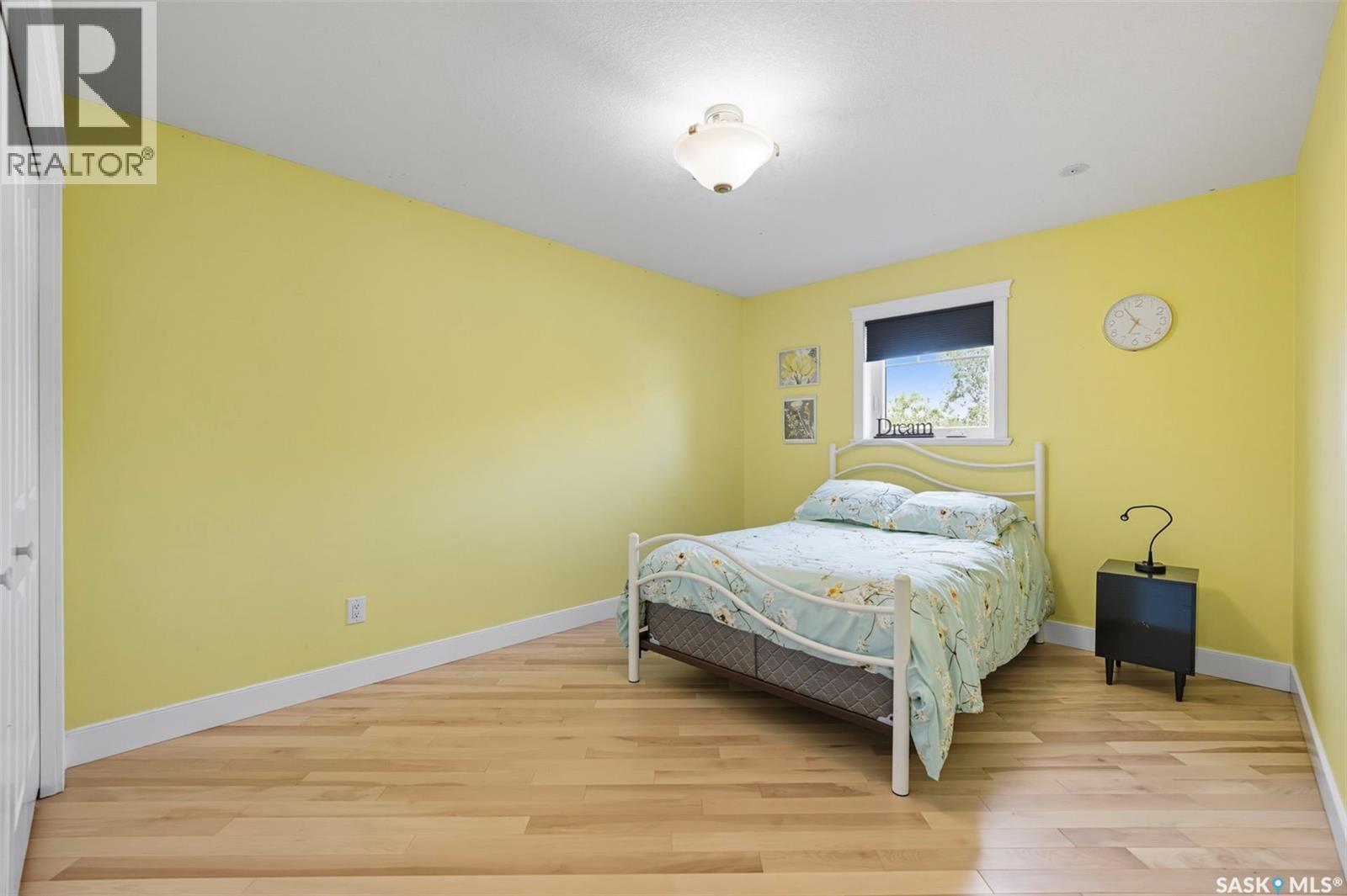 101 6Th Avenue W, Watrous, SK - Indoor Photo Showing Bedroom