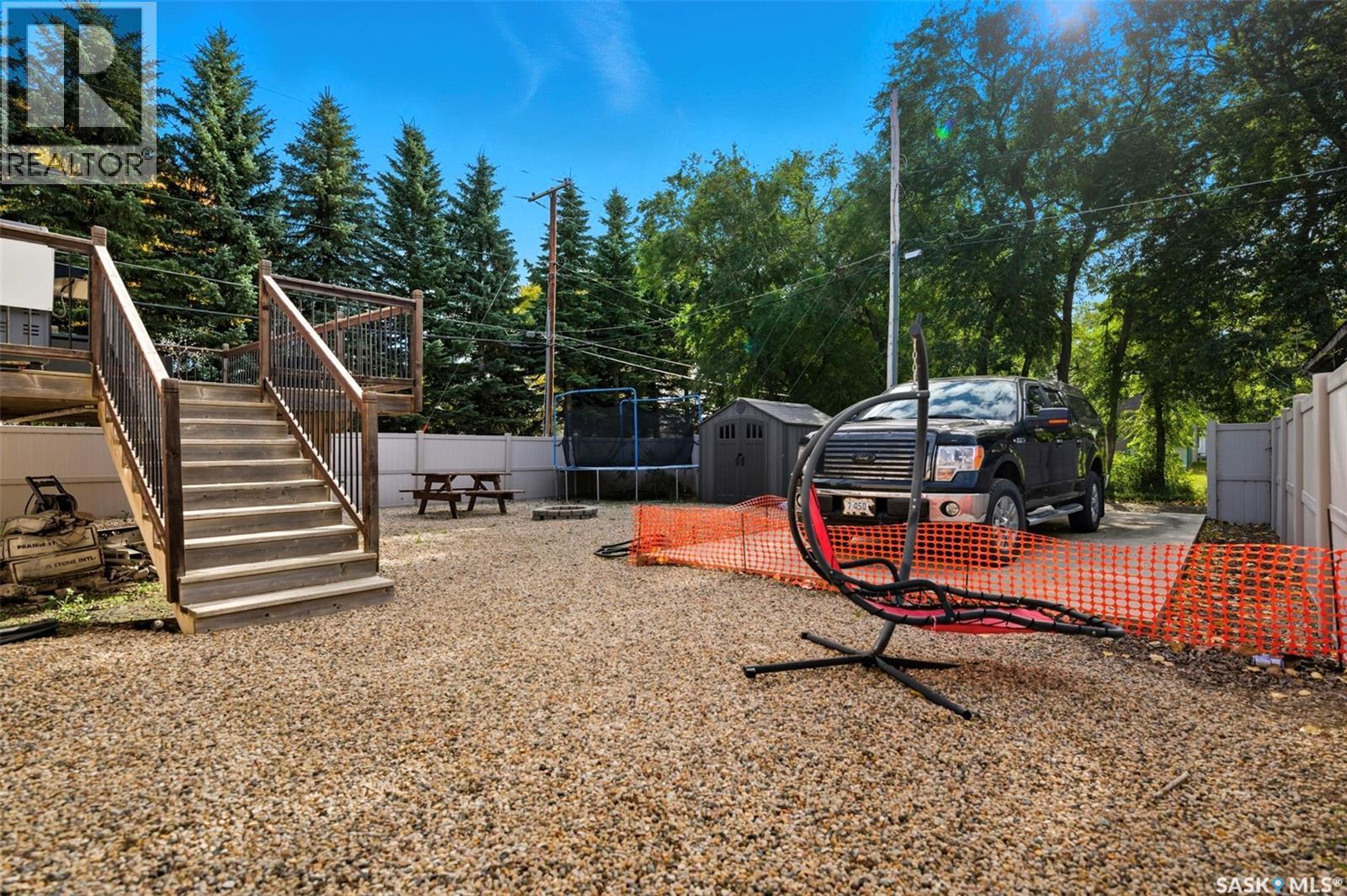 101 6Th Avenue W, Watrous, SK - Outdoor