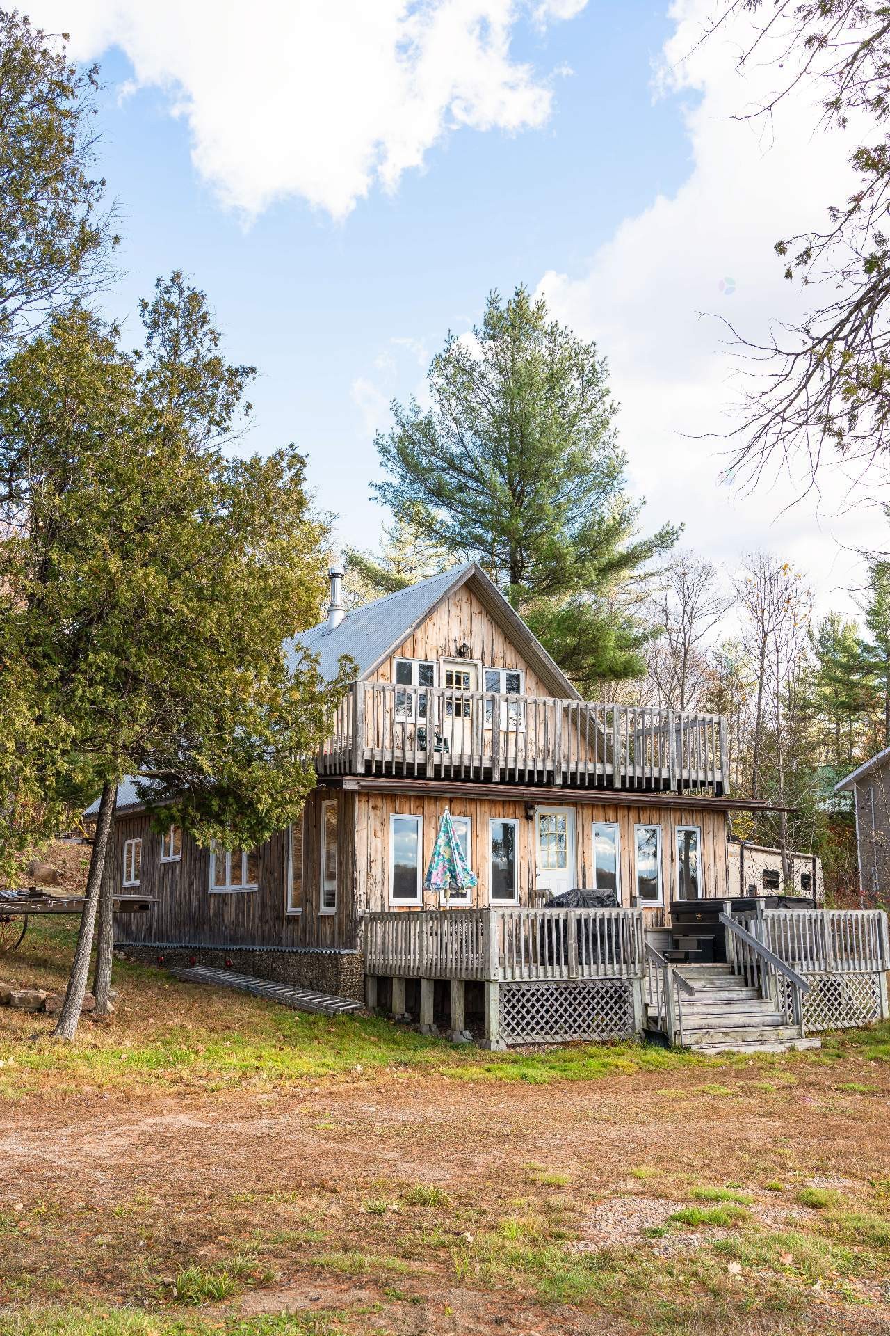 Front of Structure - 54 Ch. Isok, Waltham, QC - Outdoor With Deck Patio Veranda