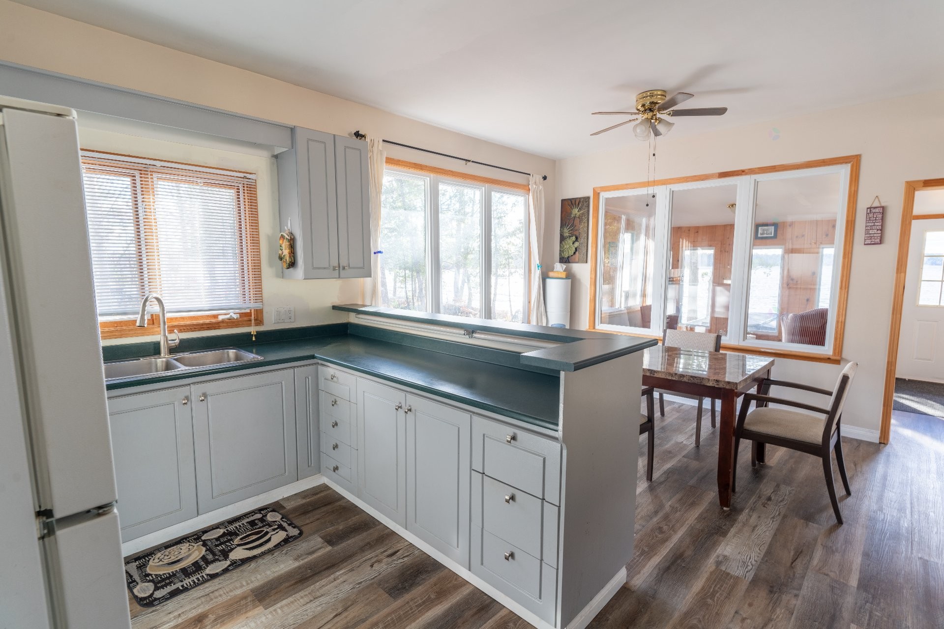 Kitchen - 54 Ch. Isok, Waltham, QC - Indoor Photo Showing Kitchen With Double Sink