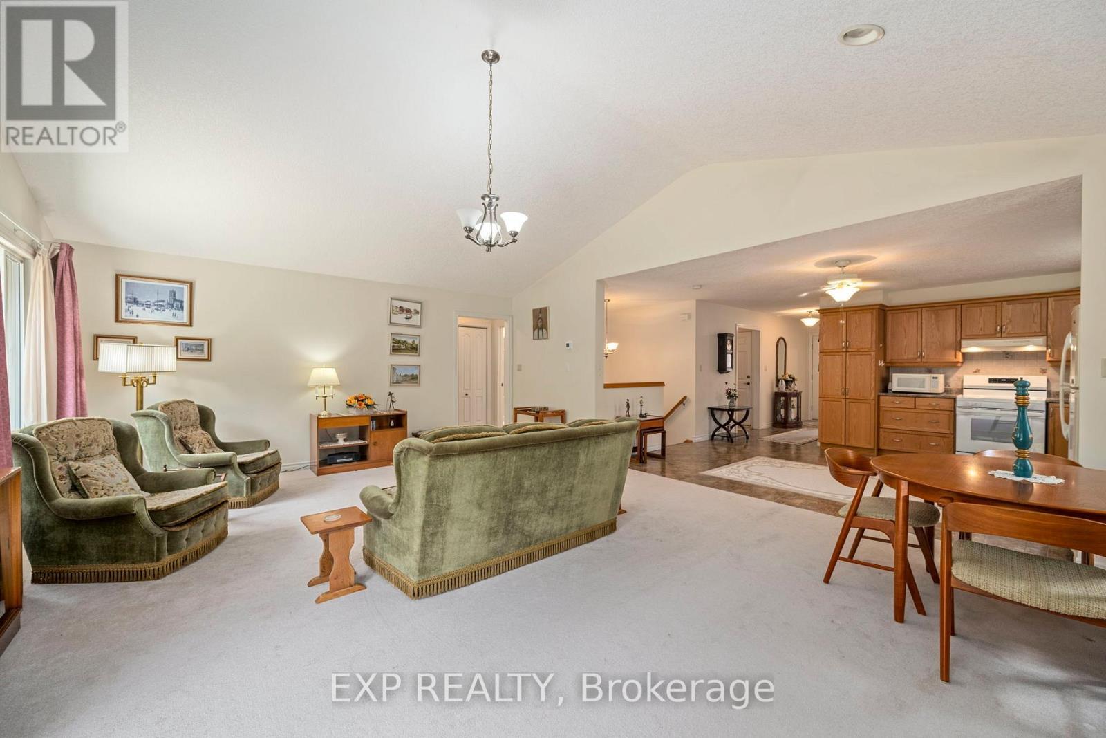 56 Lake Margaret Trail, St. Thomas, ON - Indoor Photo Showing Other Room