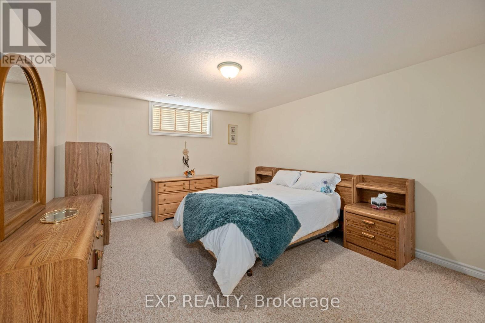 56 Lake Margaret Trail, St. Thomas, ON - Indoor Photo Showing Bedroom