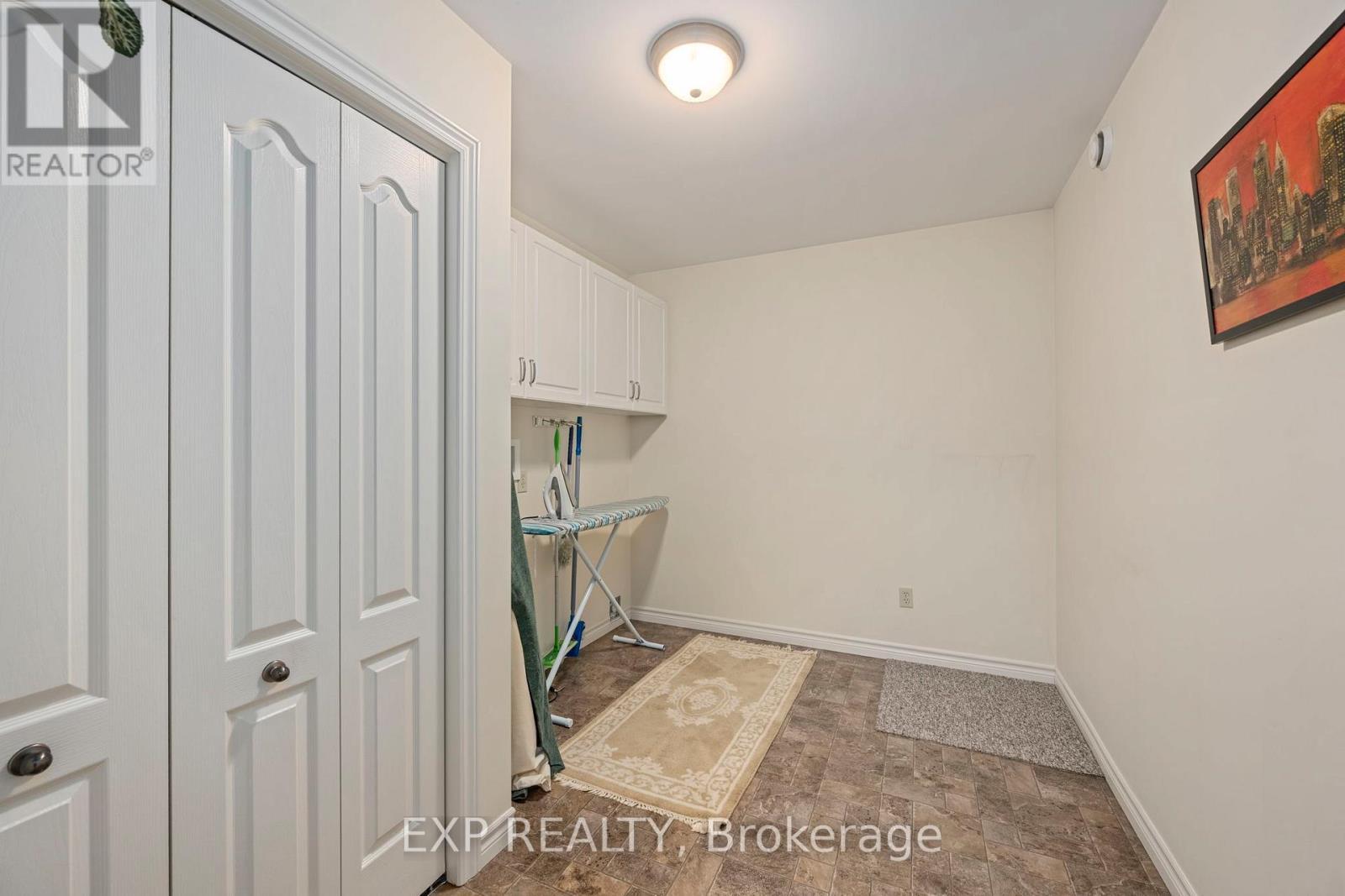 56 Lake Margaret Trail, St. Thomas, ON - Indoor Photo Showing Other Room