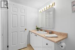 Large cheater ensuite -
