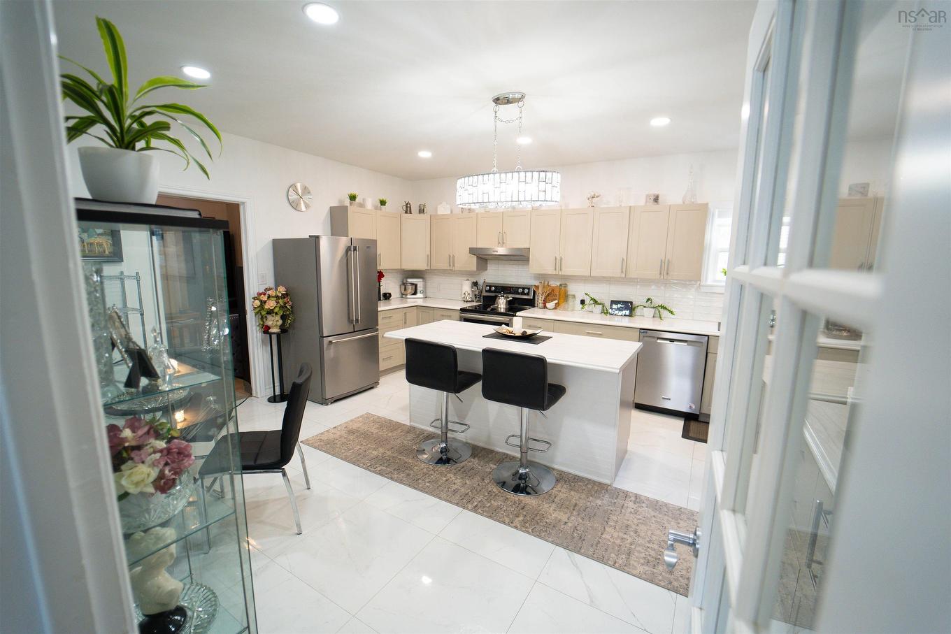 33 Pleasant Street, Parrsboro, NS