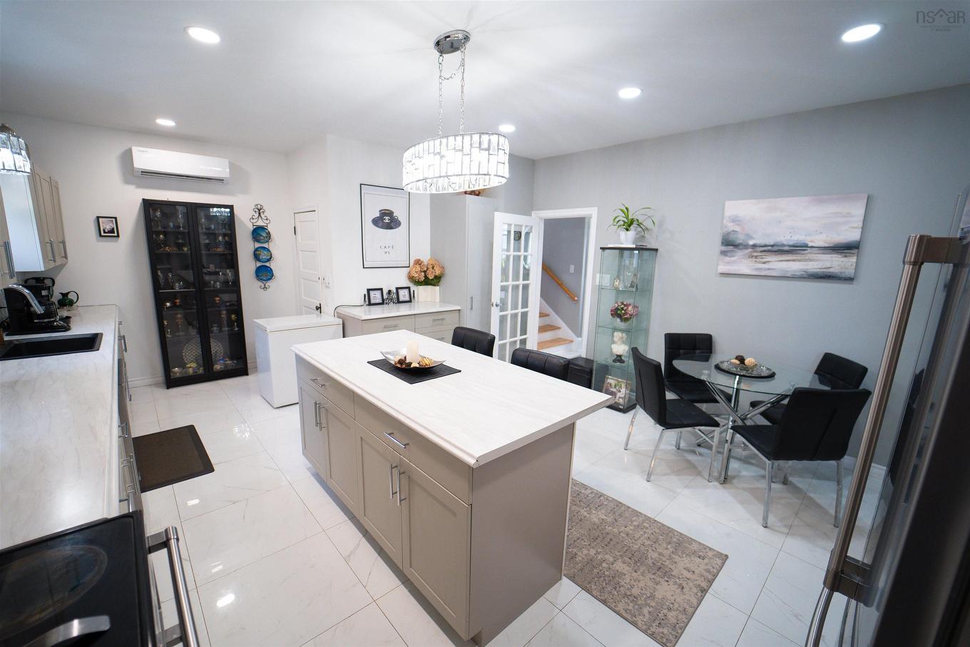 33 Pleasant Street, Parrsboro, NS