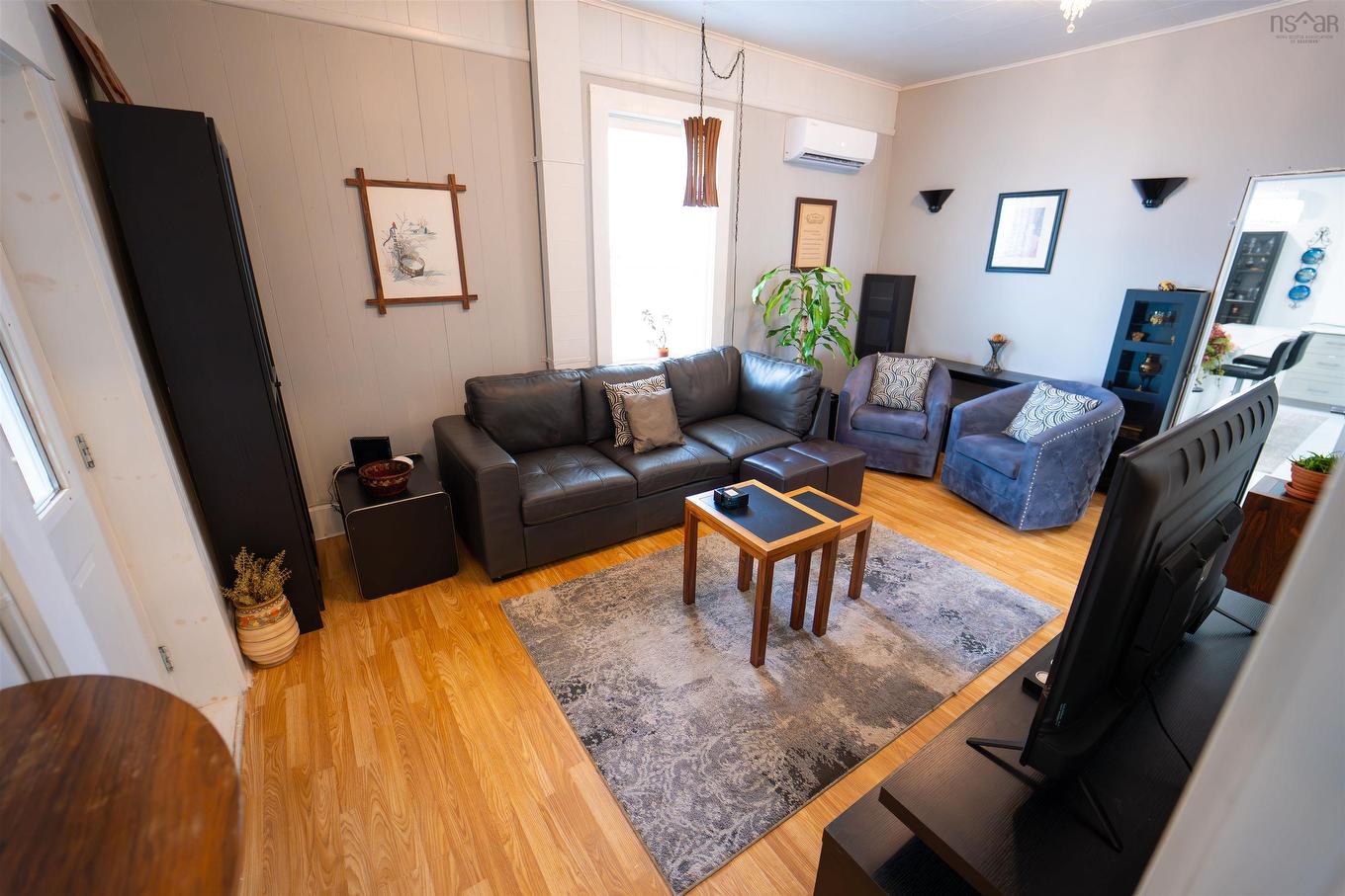 33 Pleasant Street, Parrsboro, NS