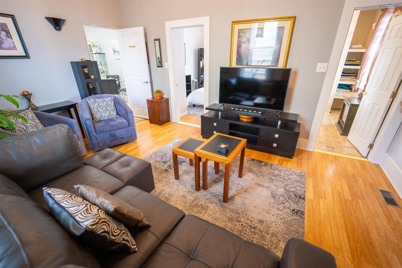 33 Pleasant Street, Parrsboro, NS