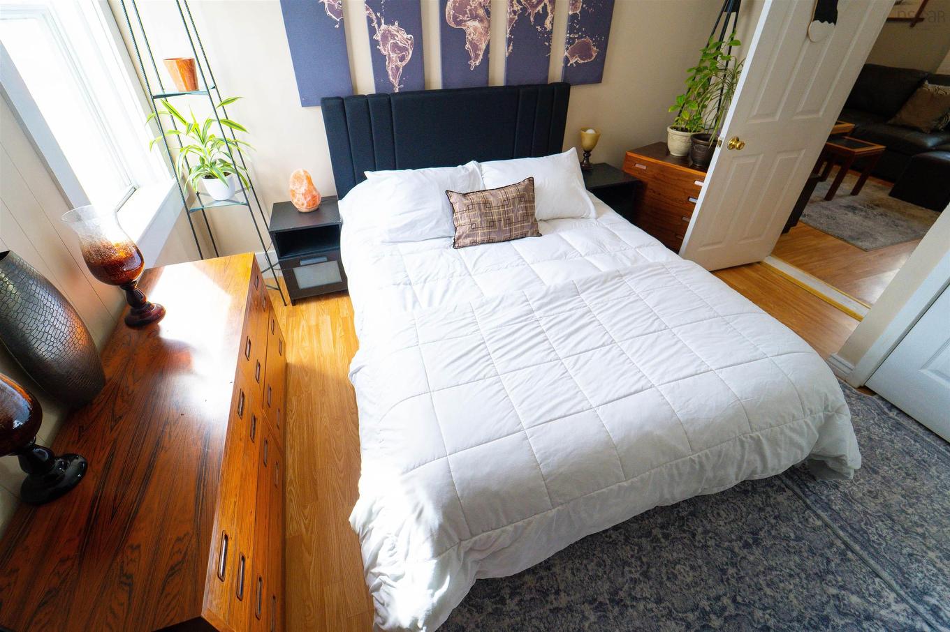 33 Pleasant Street, Parrsboro, NS