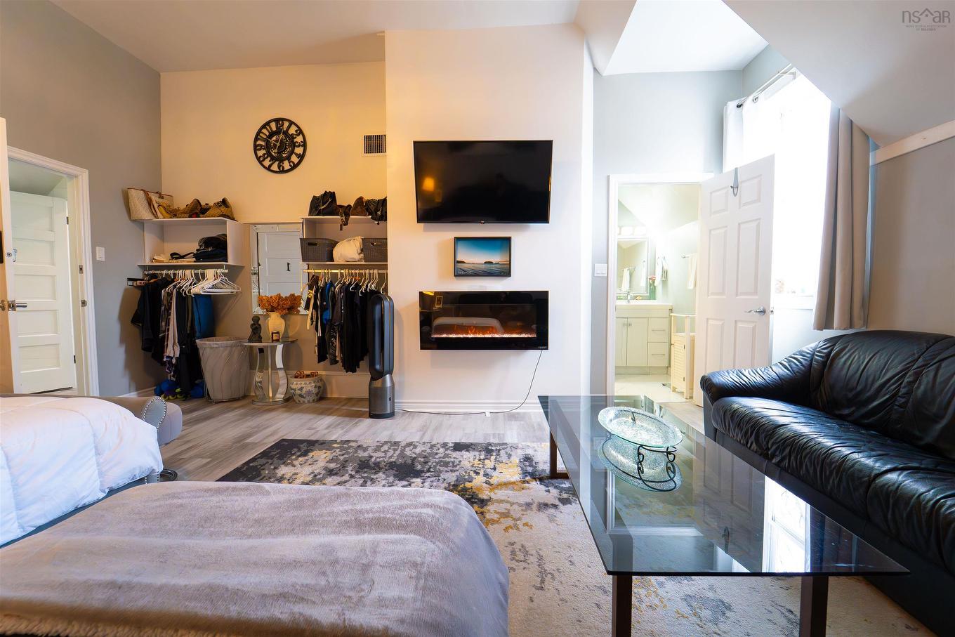 33 Pleasant Street, Parrsboro, NS