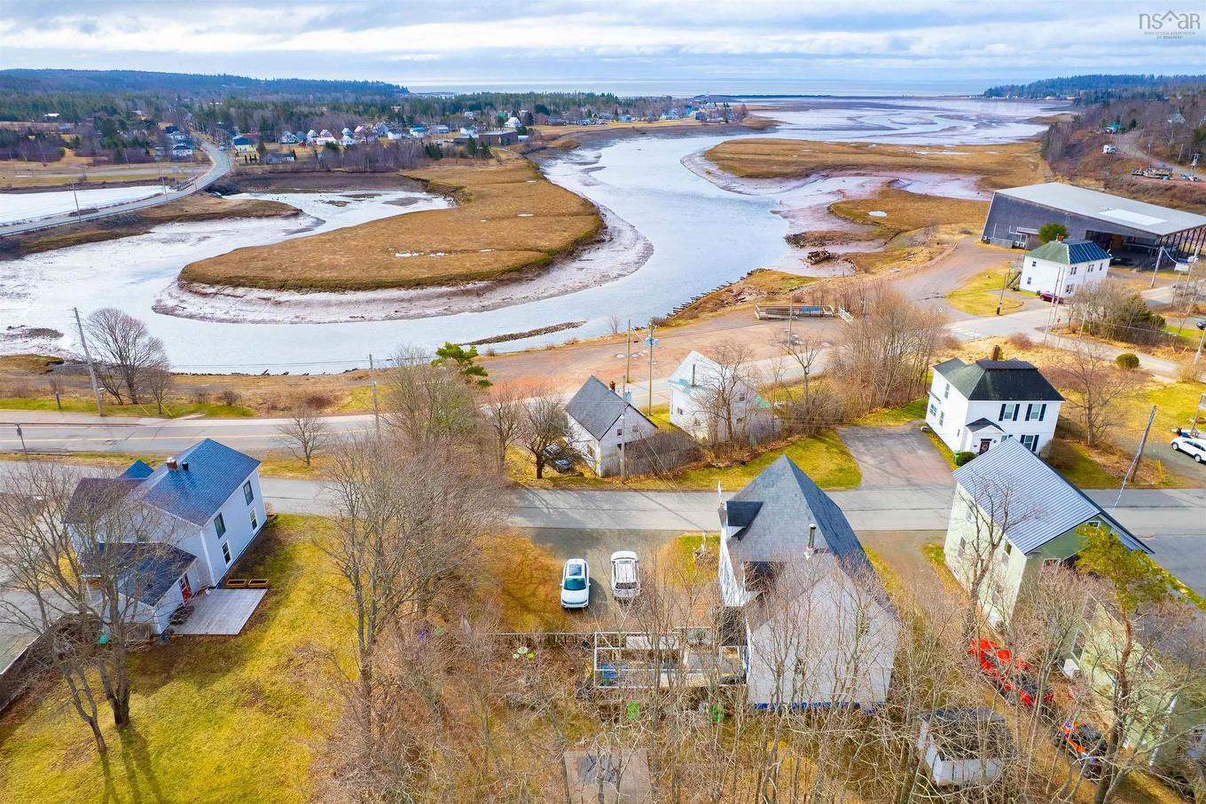 33 Pleasant Street, Parrsboro, NS