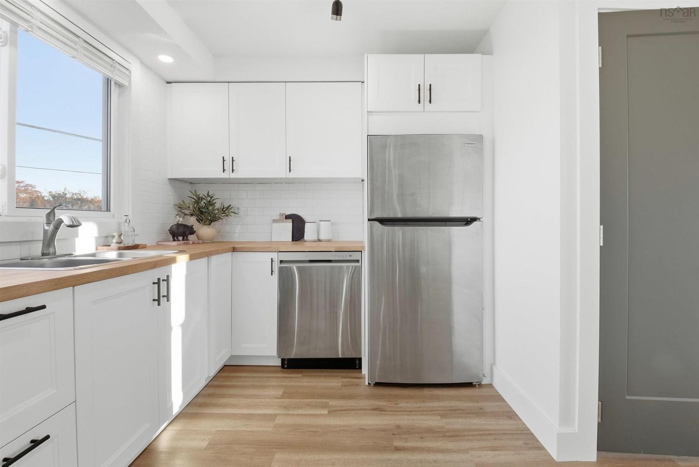 12 Frances Court, Halifax, NS