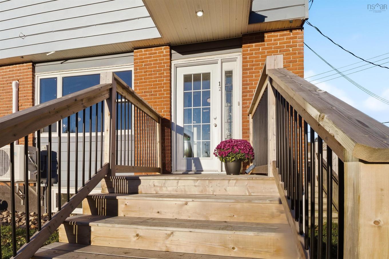 12 Frances Court, Halifax, NS