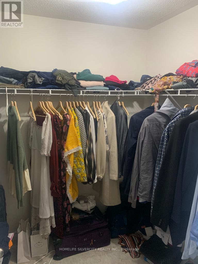 5 Almond Street, Brampton, ON - Indoor With Storage