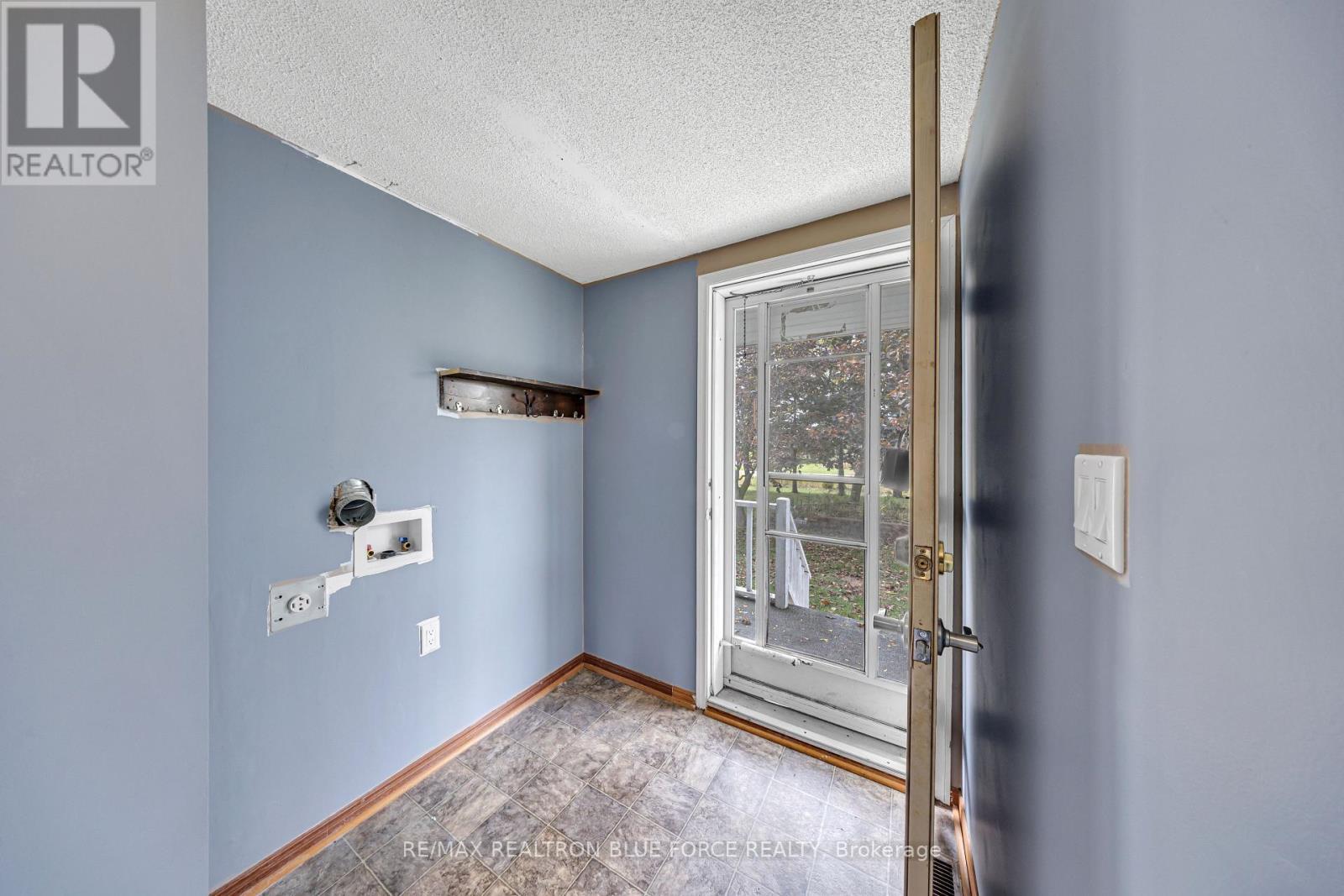 915 Lorraine Road, Port Colborne, ON