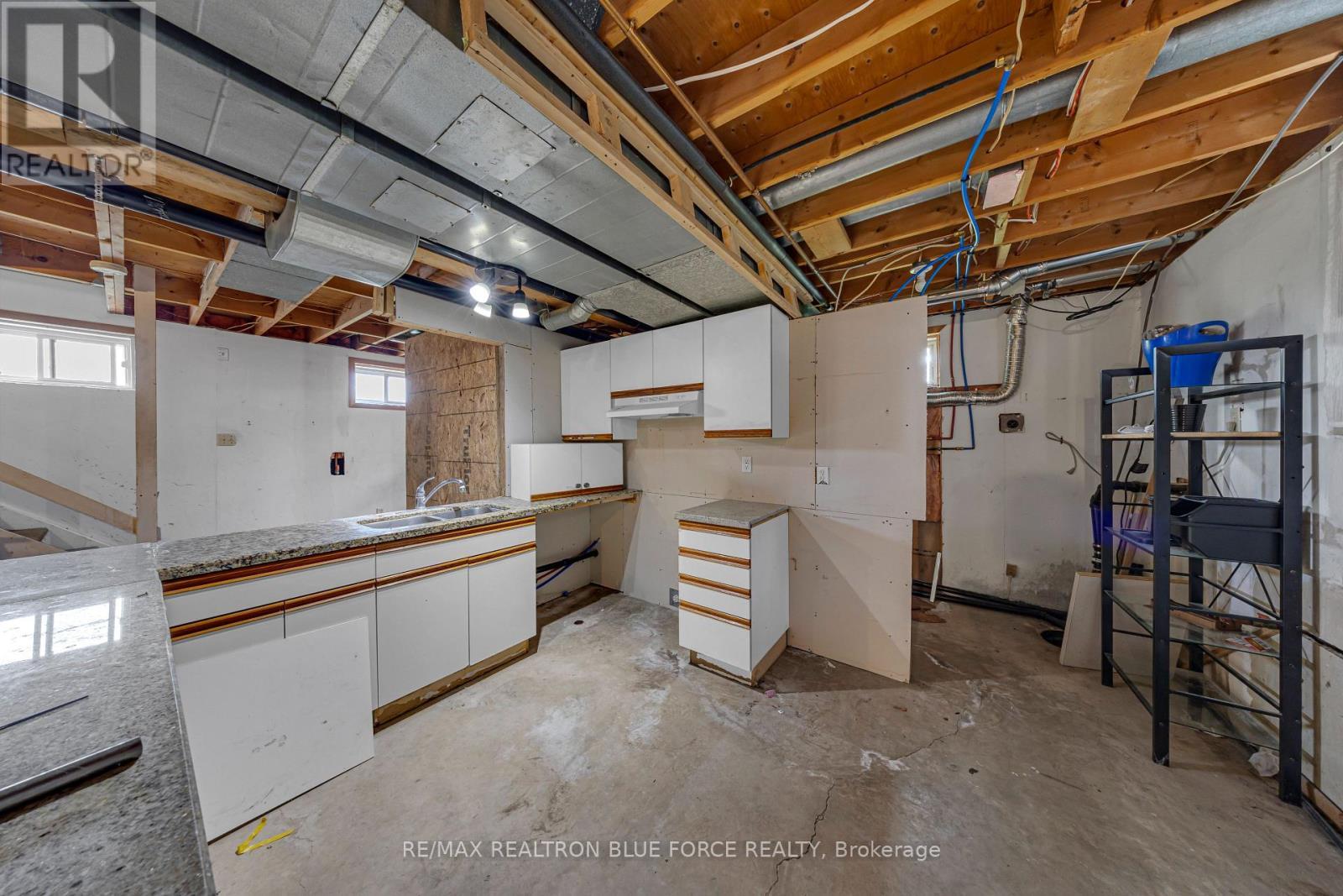 915 Lorraine Road, Port Colborne, ON