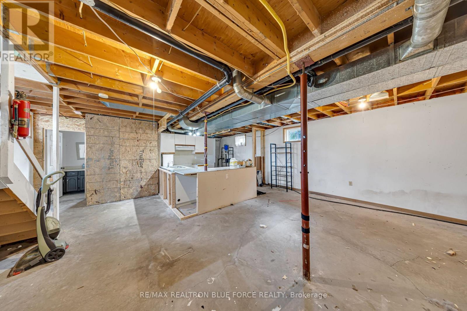 915 Lorraine Road, Port Colborne, ON